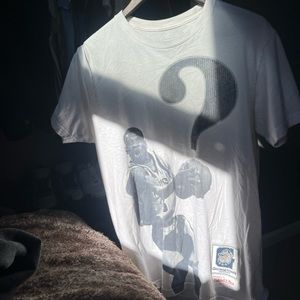 “The Answer” Allen Iverson Vintage T-Shirt